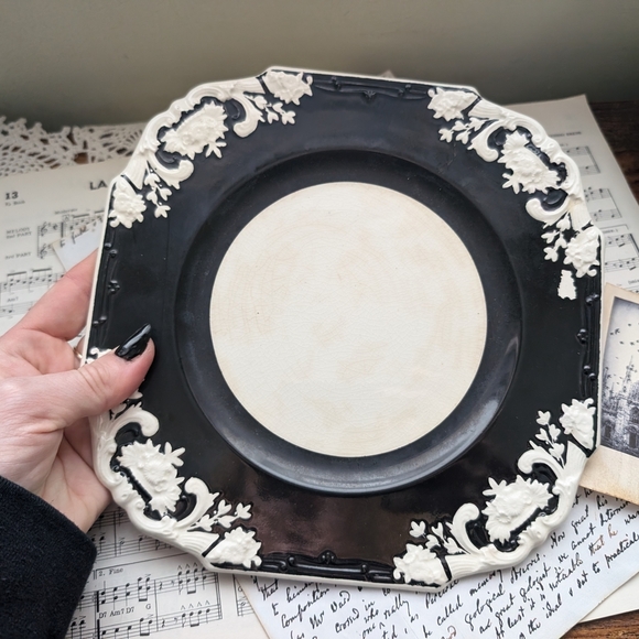 Black and White Decorative Plate Marlborough Jones And Sons - Picture 9 of 12